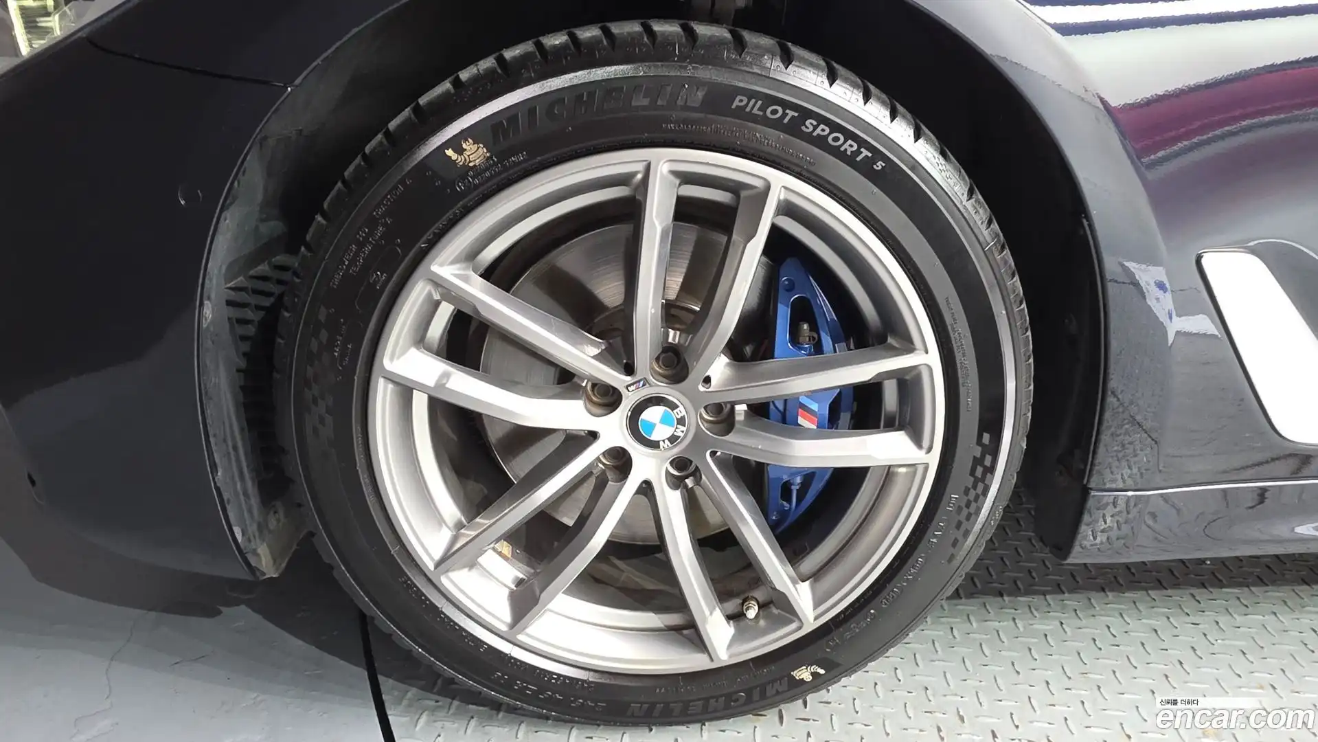 5-Series BMW 2018.2-OUTER-005