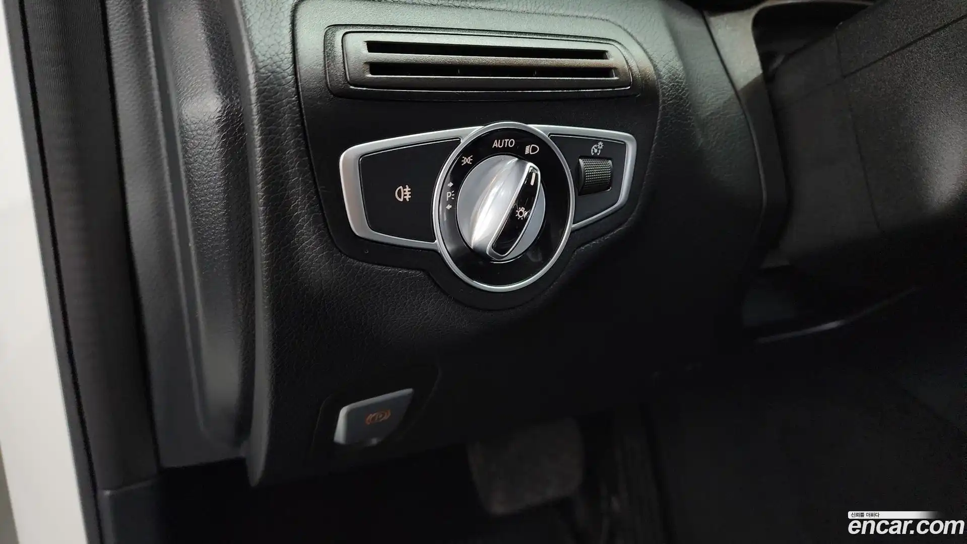 C-Class Mercedes-Benz 2016.2-OPTION-019