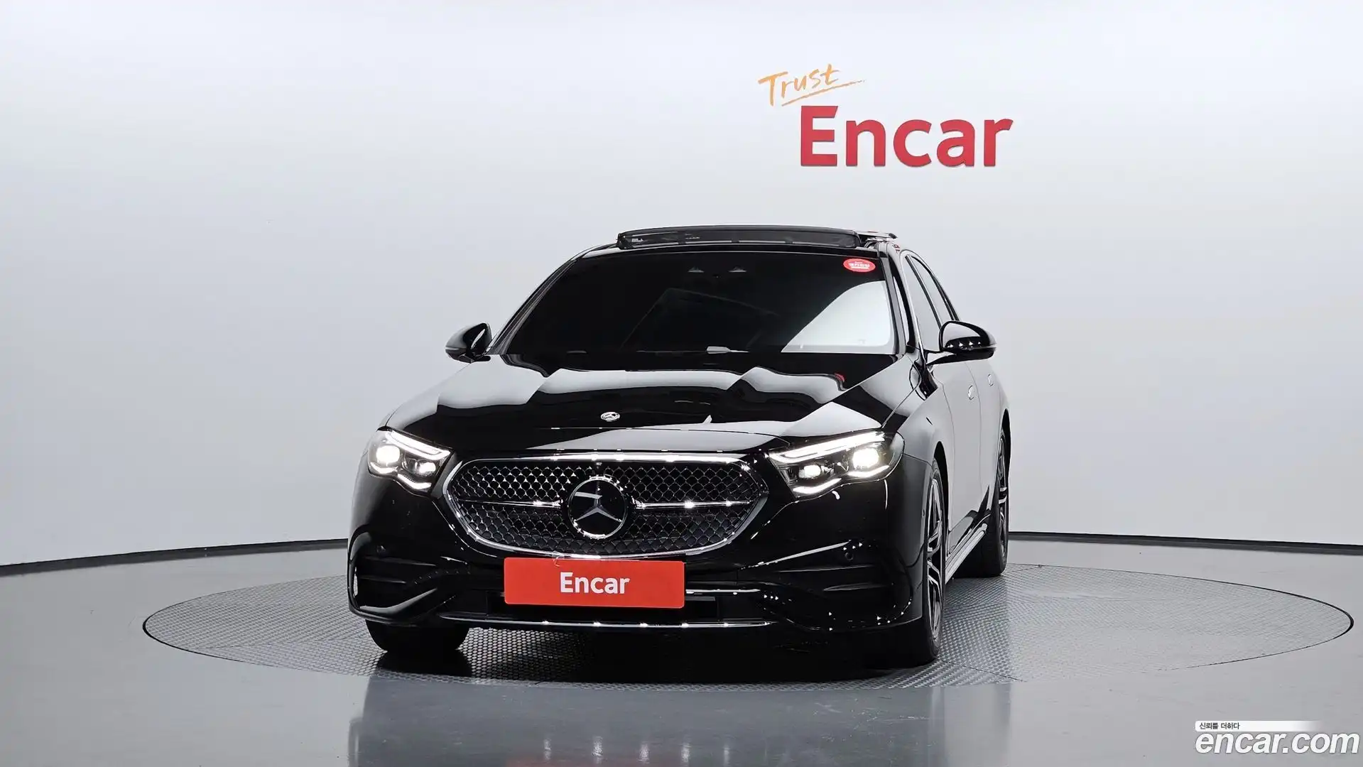 E-Class Mercedes-Benz 2025.9-OUTER-003