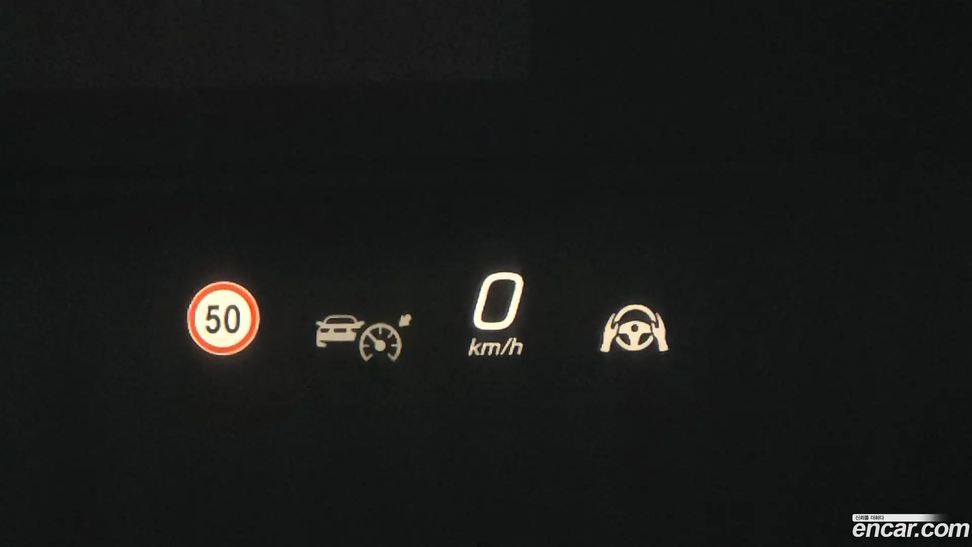 E-Class Mercedes-Benz 2025.9-OPTION-022
