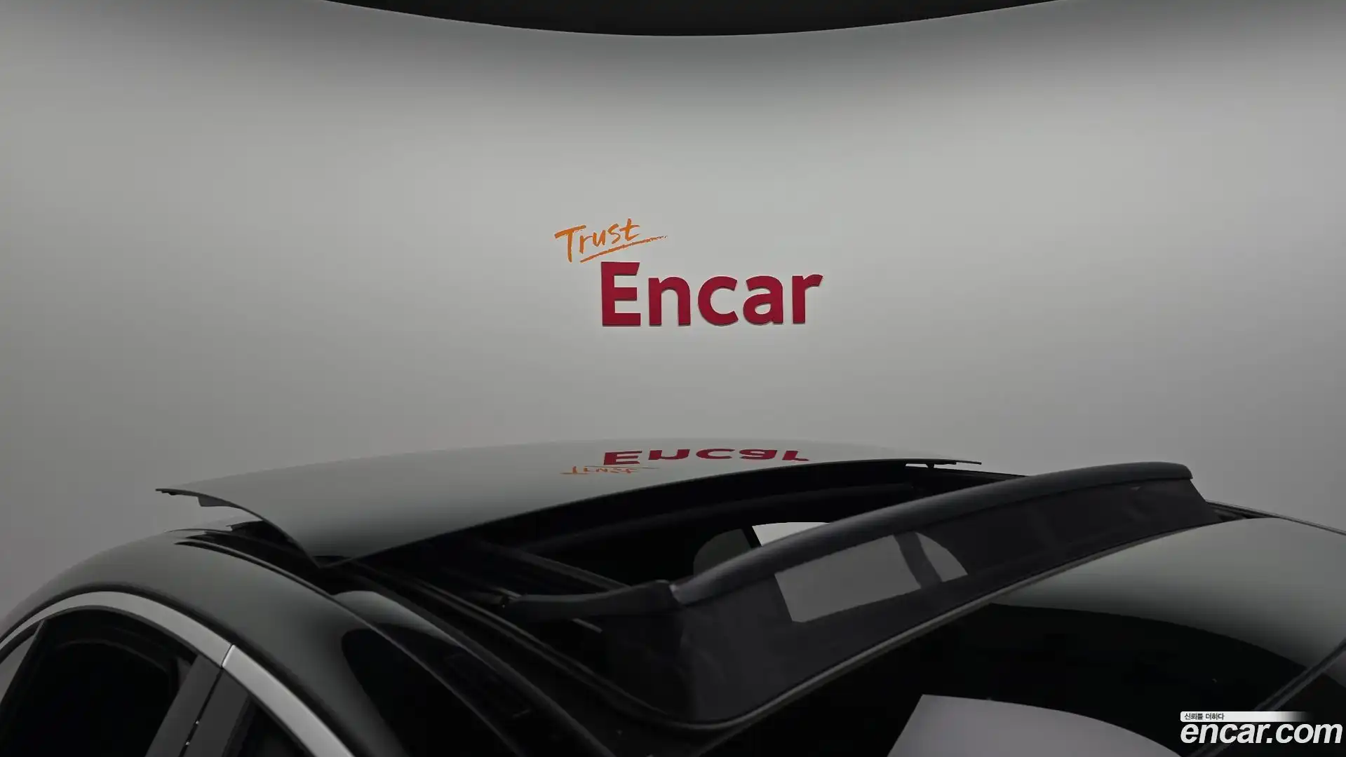 E-Class Mercedes-Benz 2025.9-OPTION-023