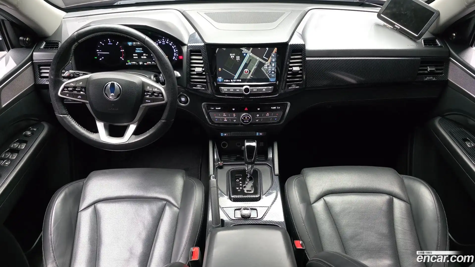 Rexton KG Mobility 2018.10-INNER-007