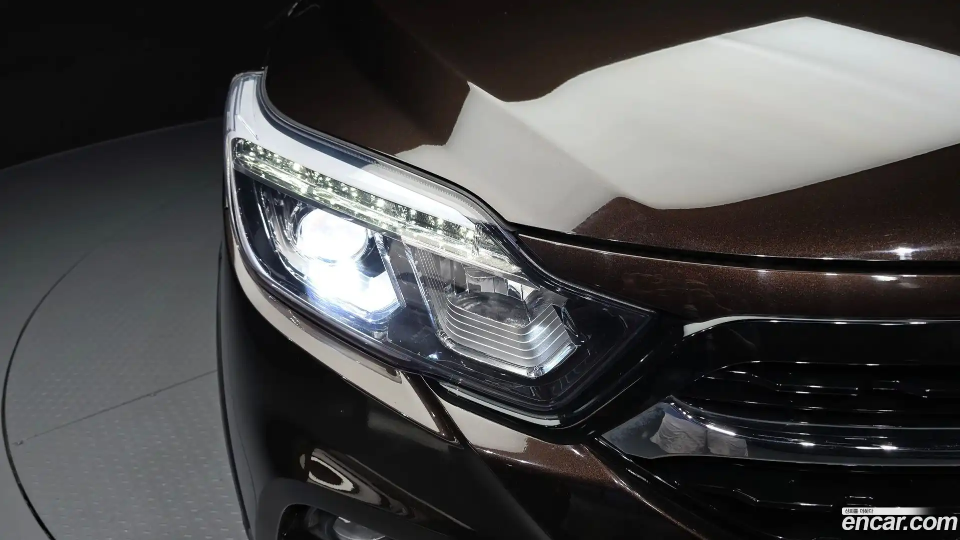 Rexton KG Mobility 2018.10-OUTER-032