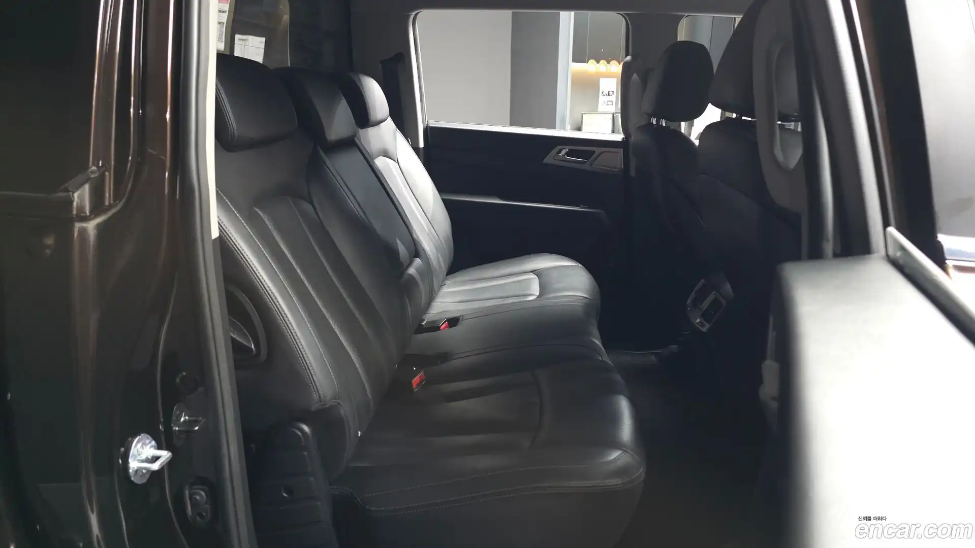 Rexton KG Mobility 2018.10-INNER-036