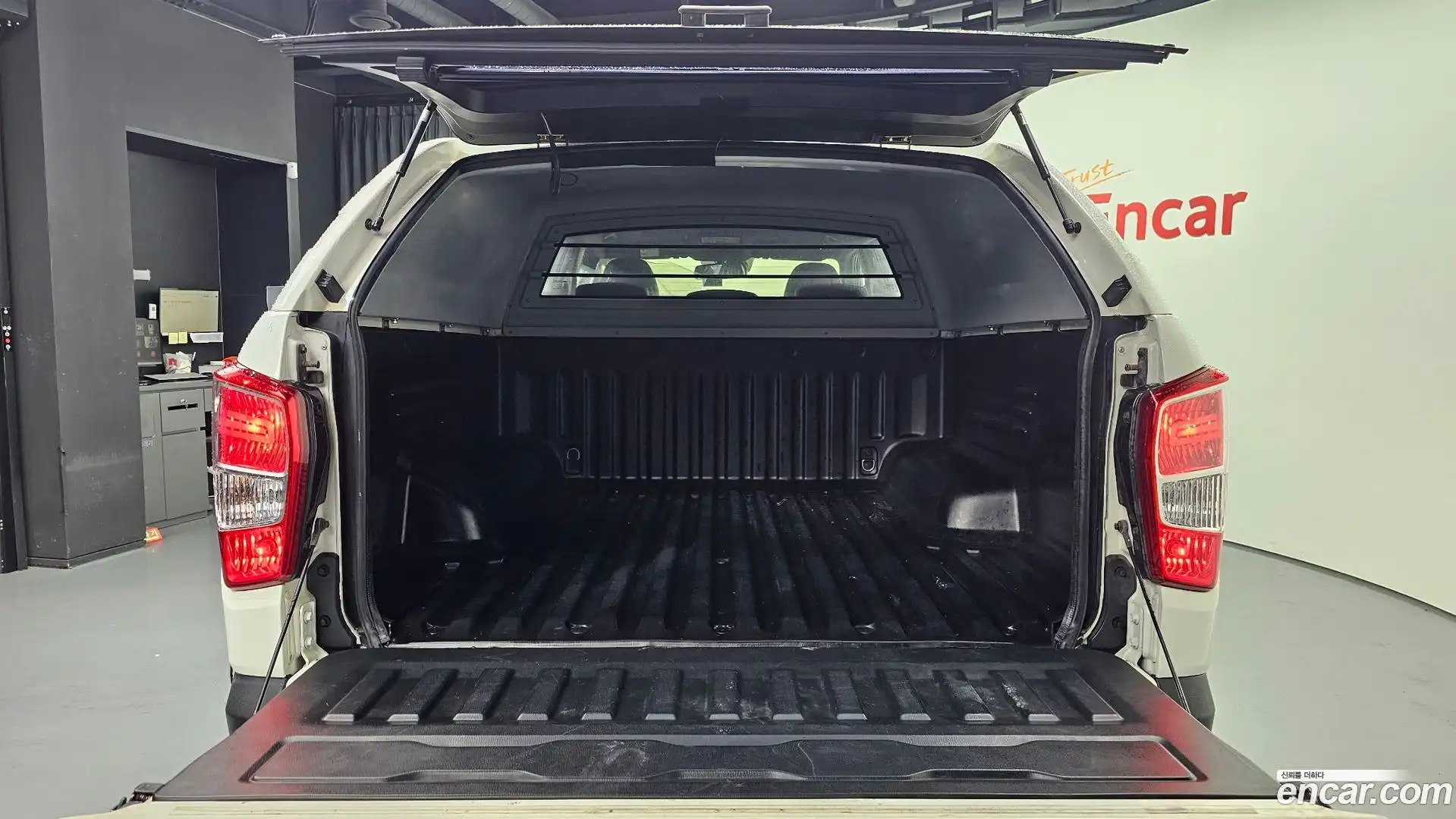 Rexton KG Mobility 2019.5-OPTION-024