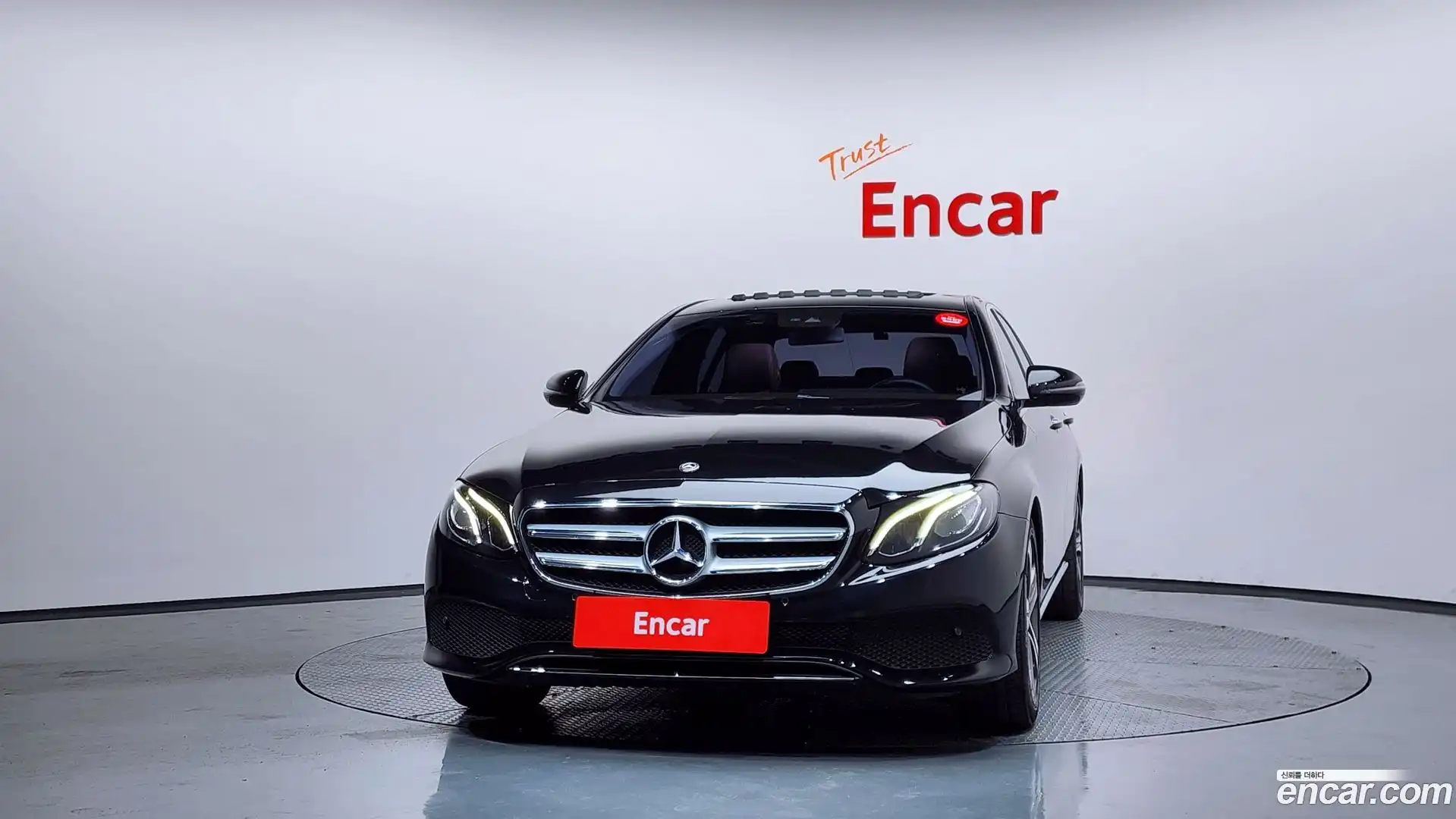 E-Class Mercedes-Benz 2018.10-OUTER-003