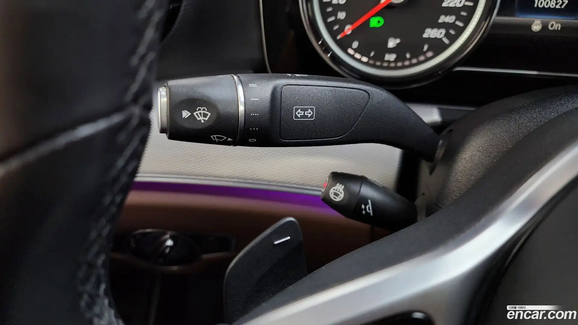 E-Class Mercedes-Benz 2018.10-OPTION-019