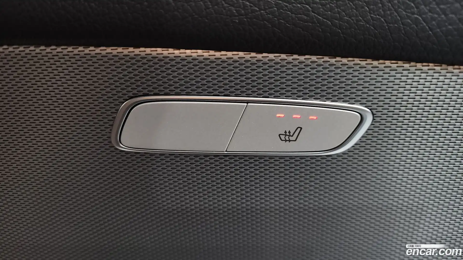 E-Class Mercedes-Benz 2018.10-OPTION-023