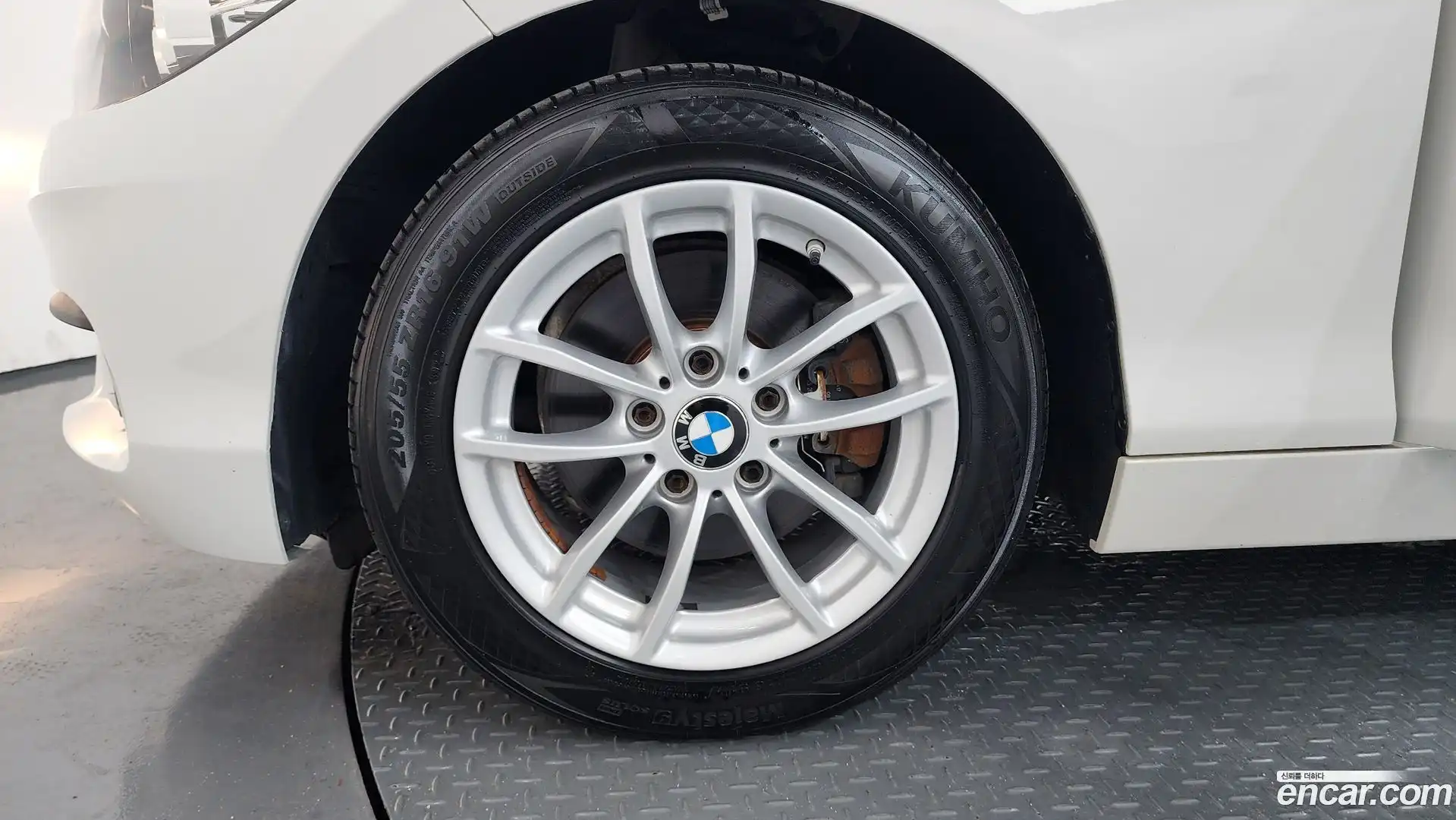 1-Series BMW 2017.6-OUTER-005