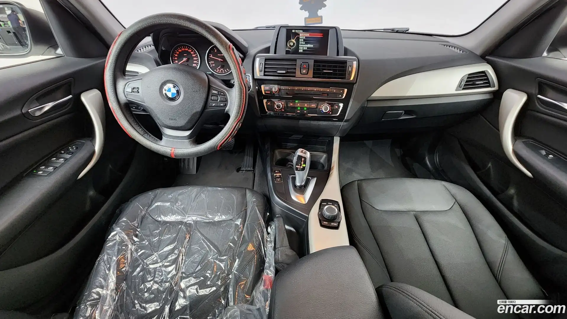 1-Series BMW 2017.6-INNER-007