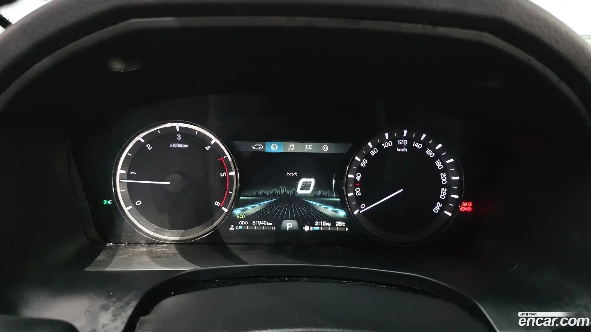 Rexton KG Mobility 2018.11-INNER-008