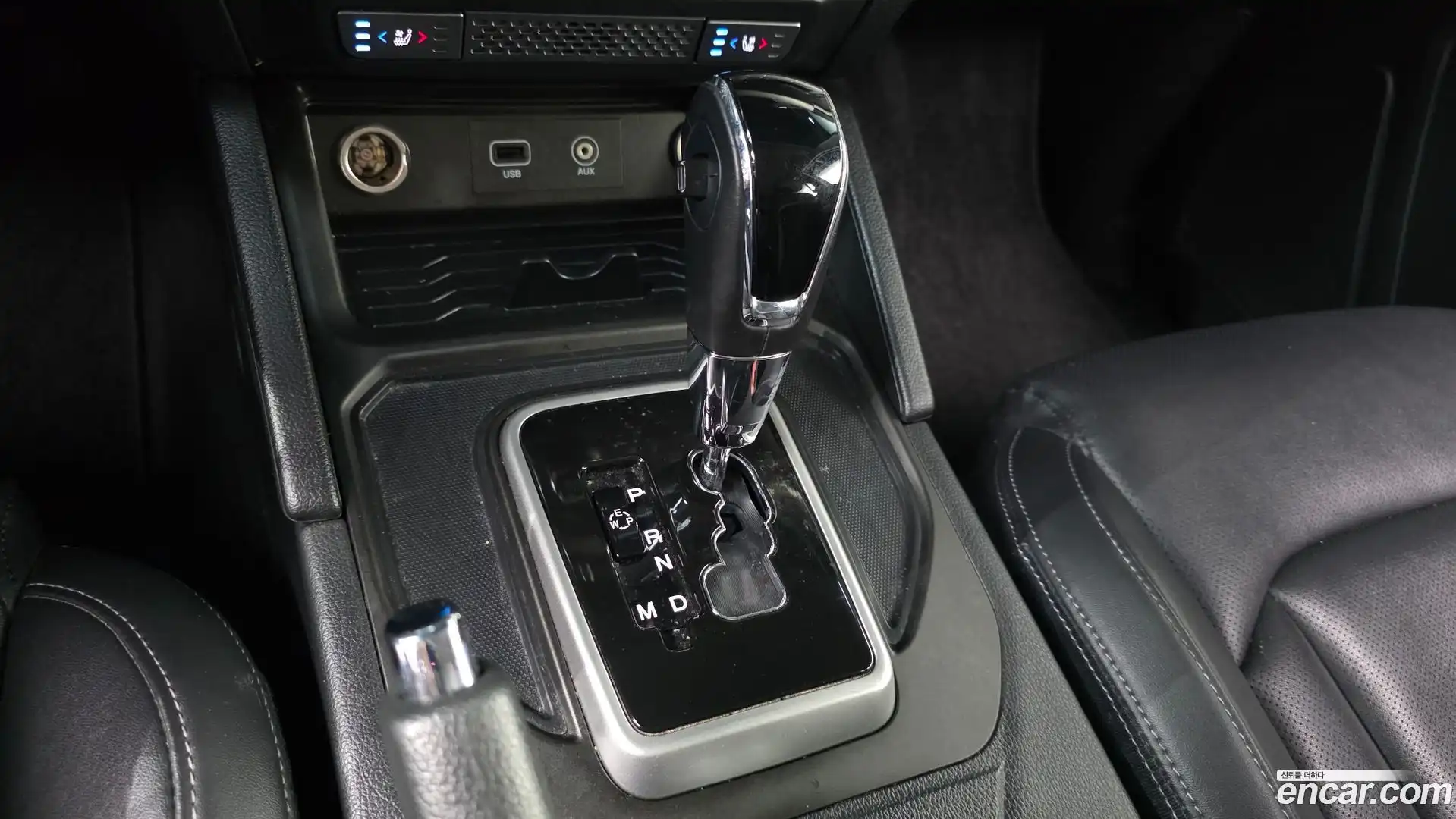 Rexton KG Mobility 2018.11-INNER-009
