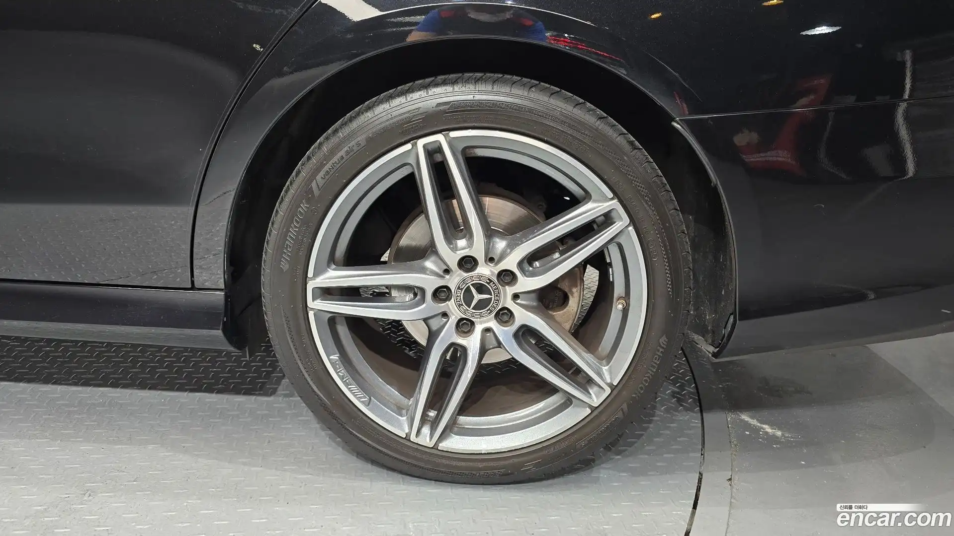 E-Class Mercedes-Benz 2019.5-OUTER-005