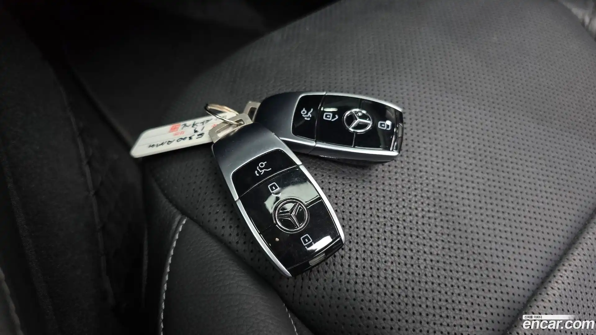 E-Class Mercedes-Benz 2019.5-OPTION-021