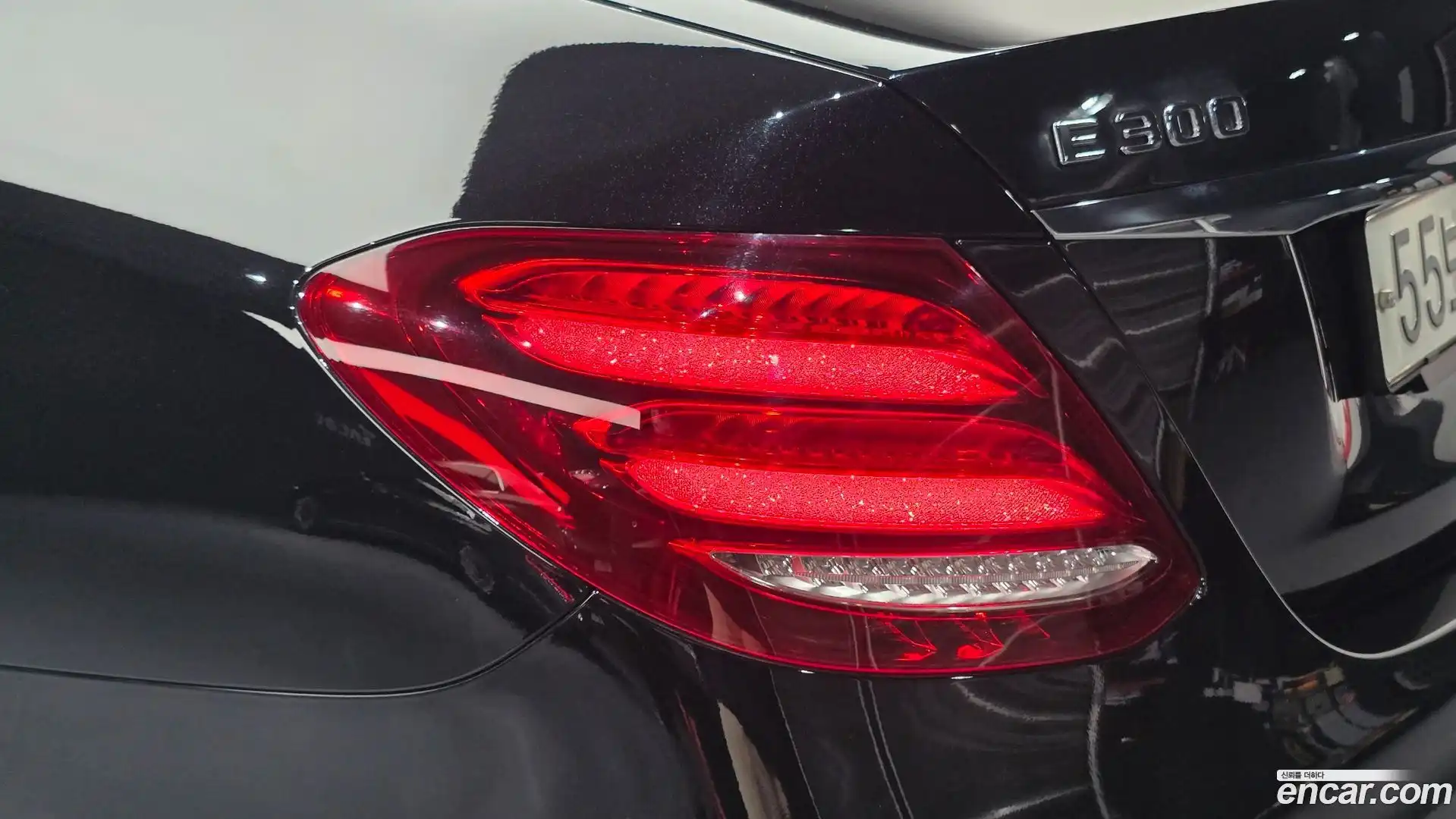 E-Class Mercedes-Benz 2019.5-OUTER-033