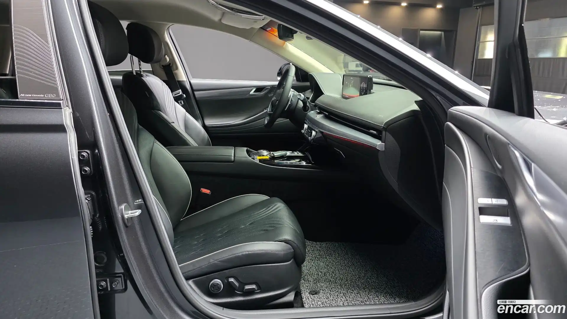 G80 Genesis 2020.8-INNER-036