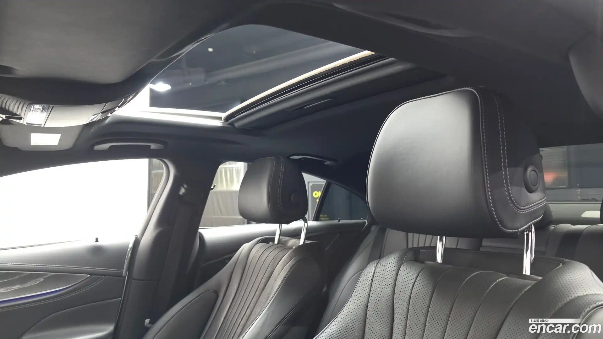 CLS-Class Mercedes-Benz 2022.9-OPTION-022