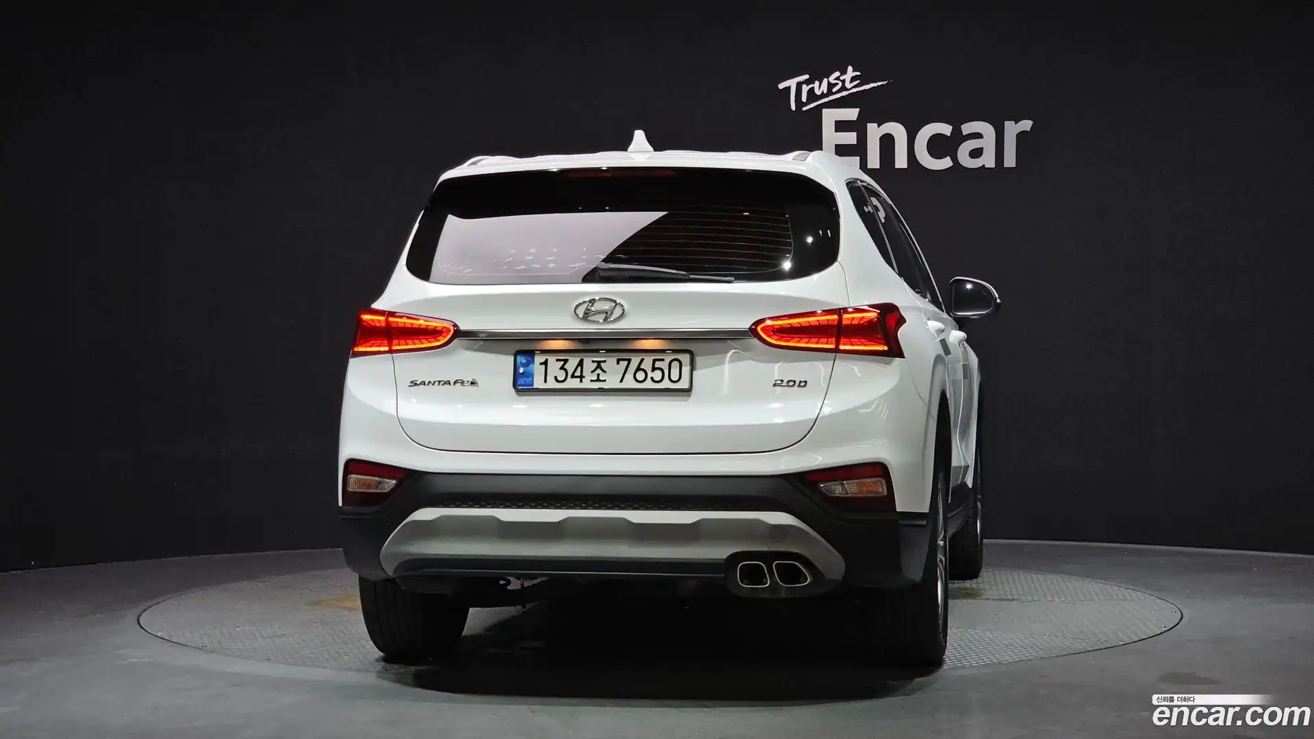 Santafe Hyundai 2018.9-OUTER-004