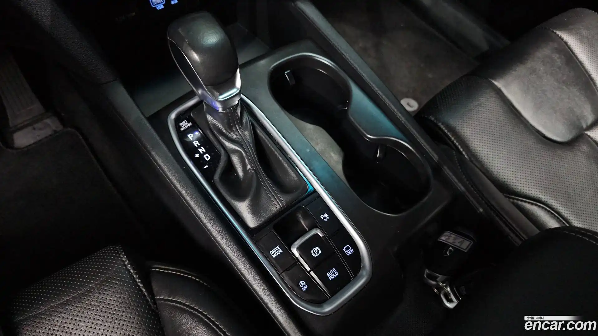 Santafe Hyundai 2018.9-INNER-009