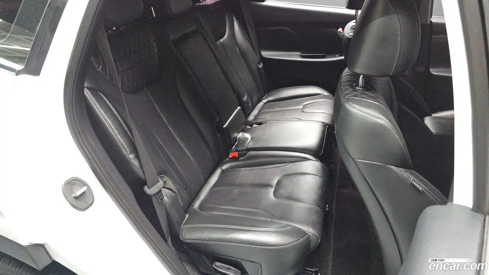 Santafe Hyundai 2018.9-OPTION-016