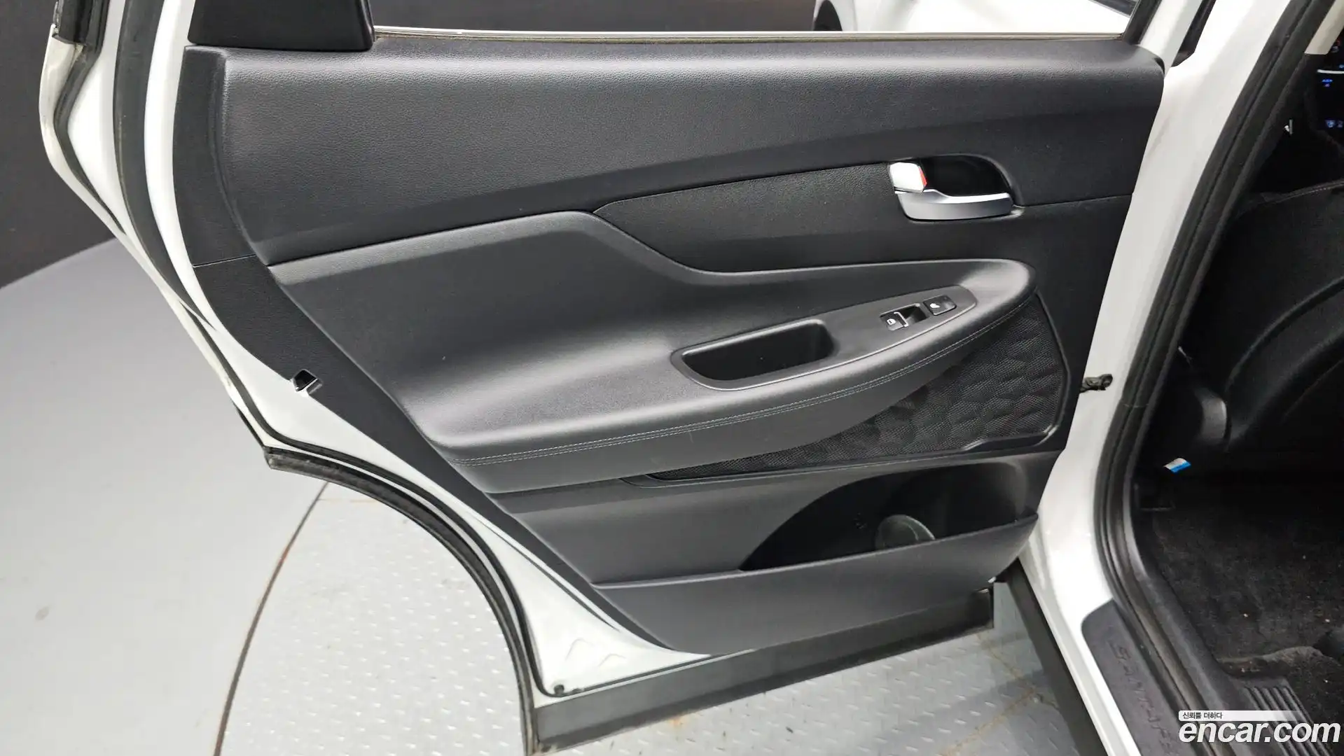 Santafe Hyundai 2018.9-INNER-035