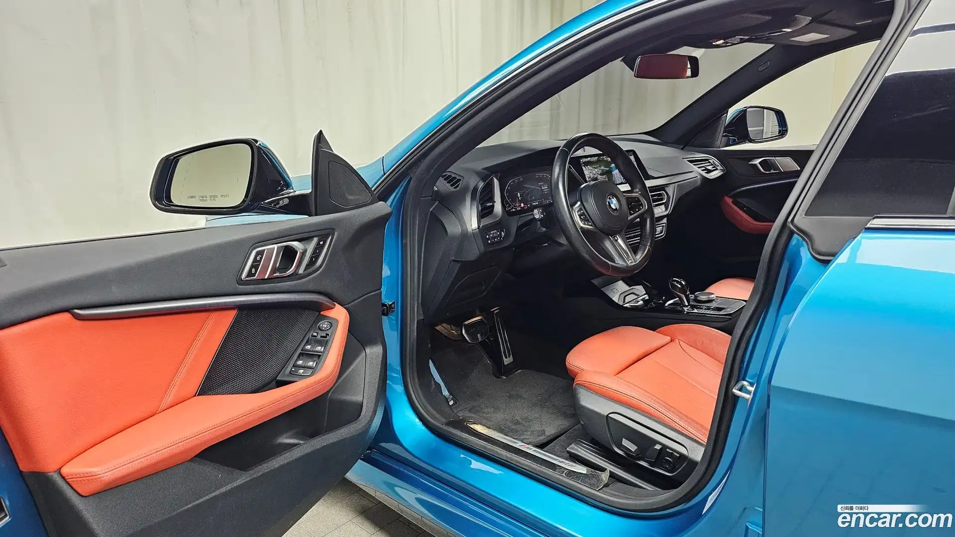 2-Series BMW 2021.4-INNER-010
