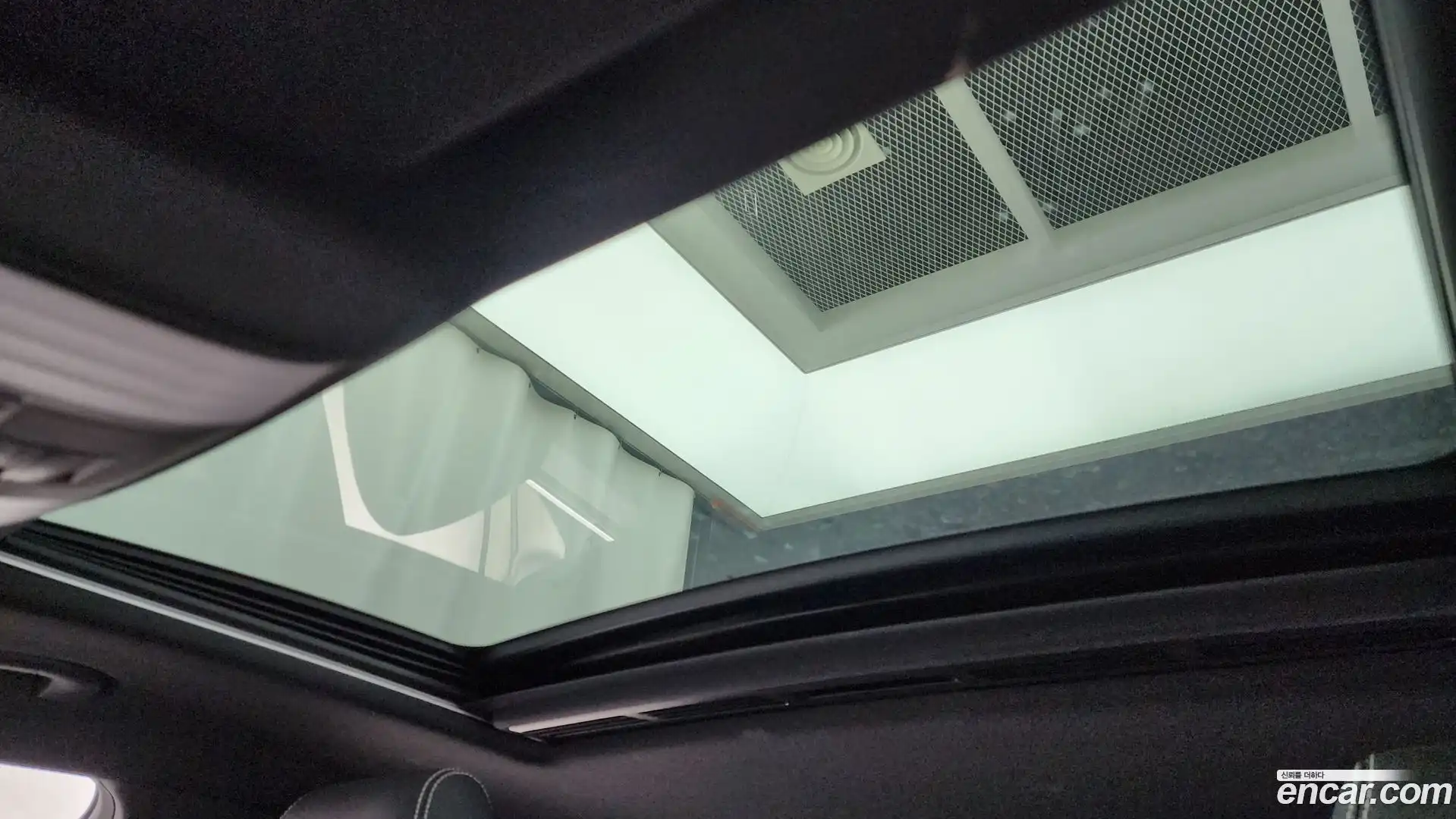 CLS-Class Mercedes-Benz 2017.9-OPTION-022
