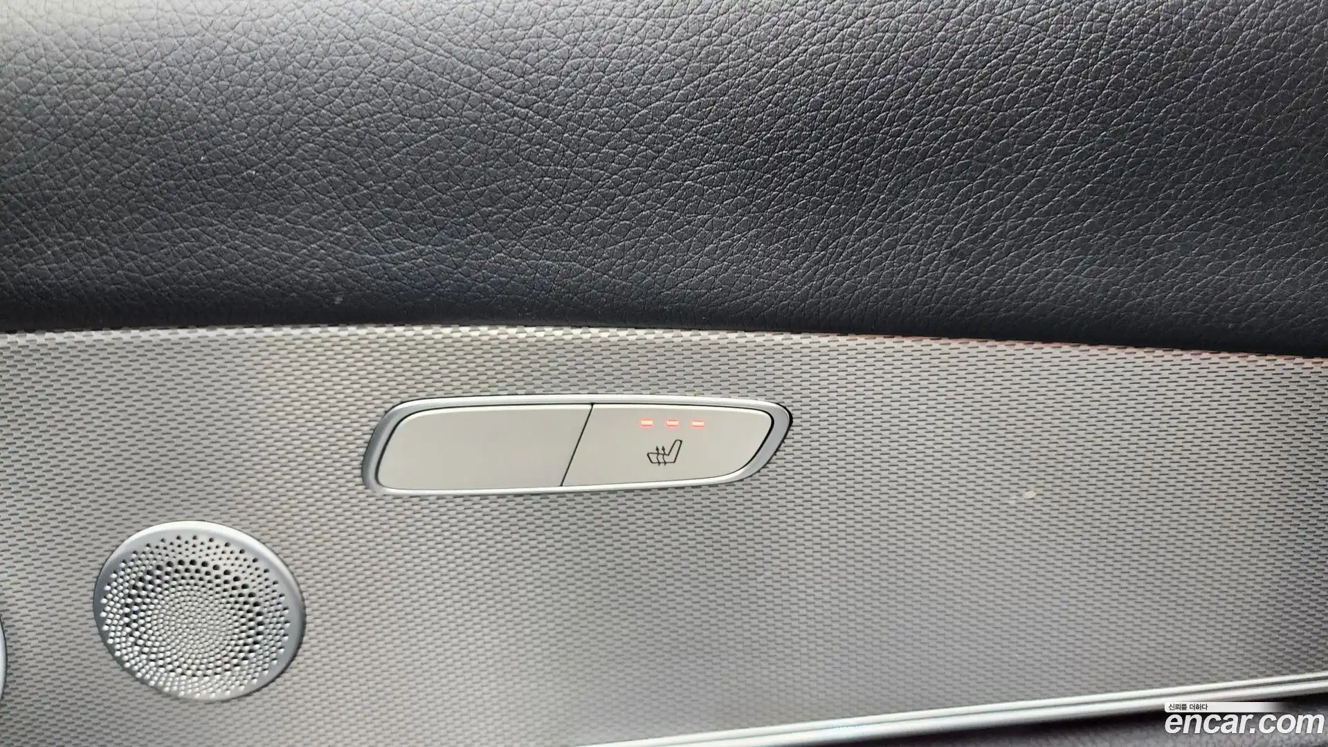 E-Class Mercedes-Benz 2019.8-OPTION-047