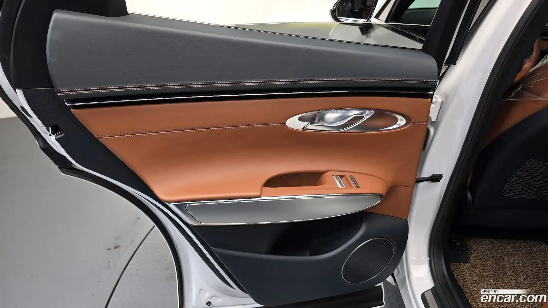 GV70 Genesis 2023.1-INNER-035