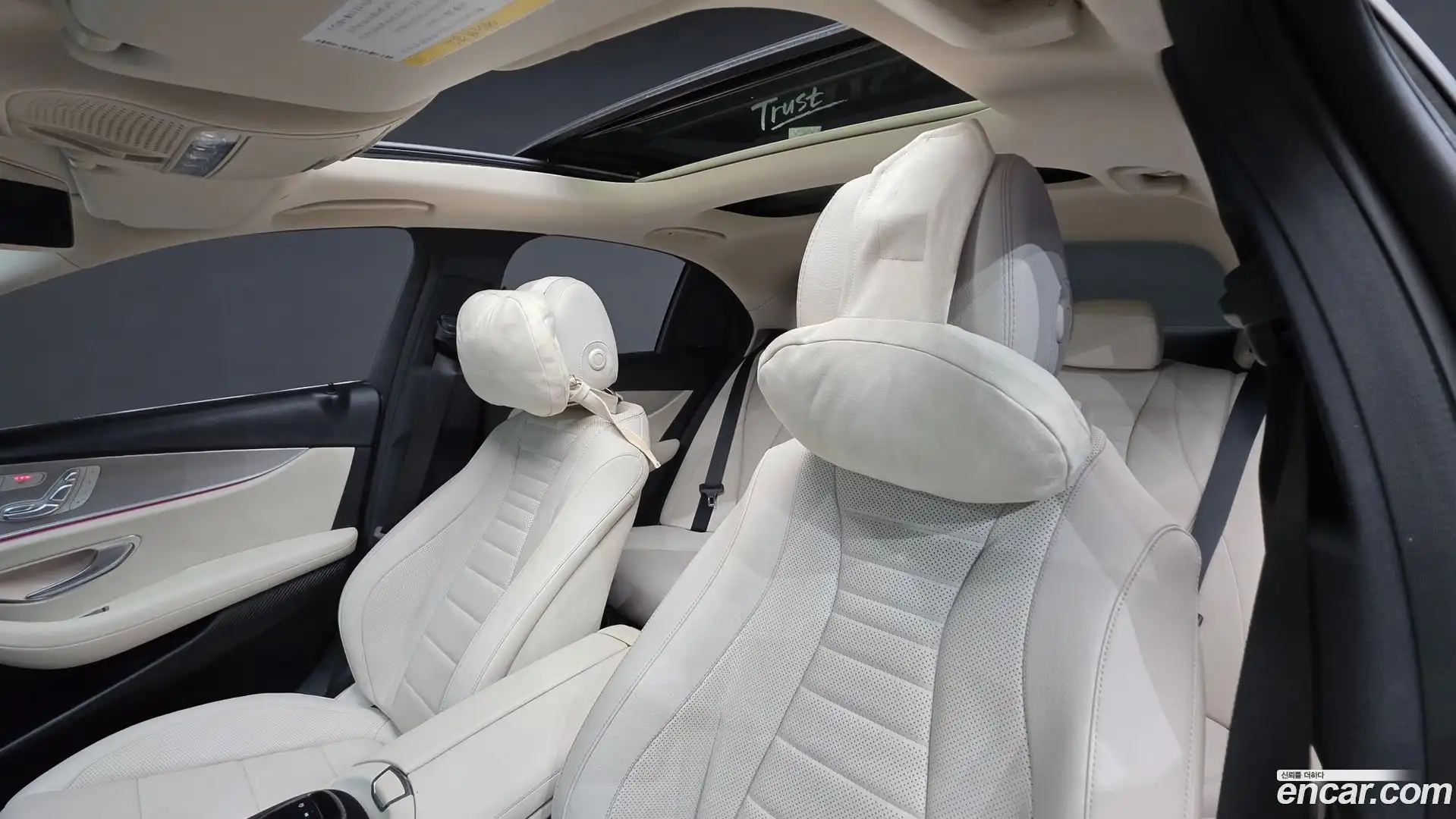 E-Class Mercedes-Benz 2017.7-OPTION-016