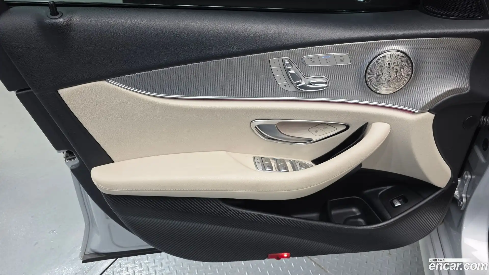 E-Class Mercedes-Benz 2017.7-INNER-034