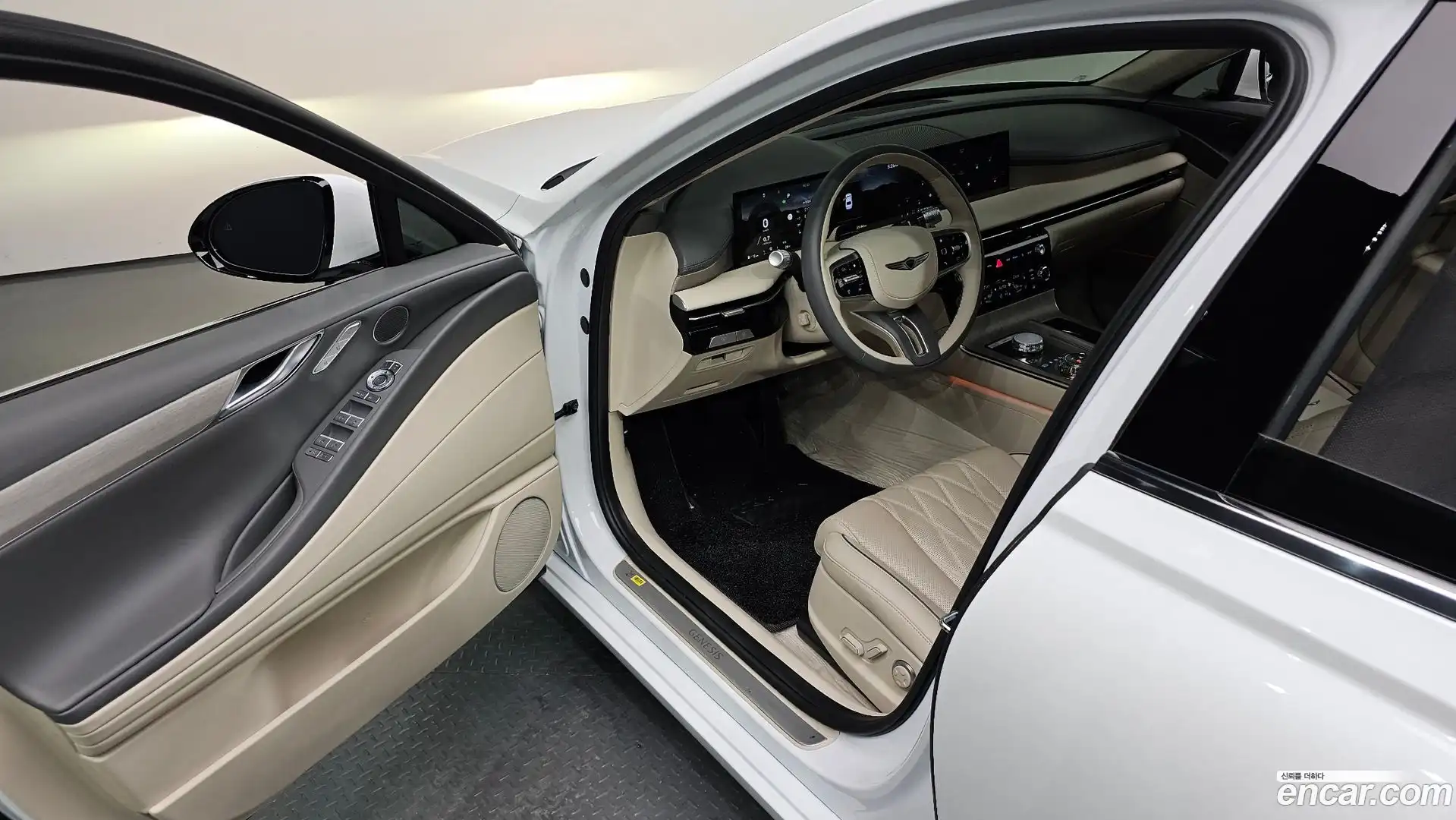 G80 Genesis 2024.6-INNER-010