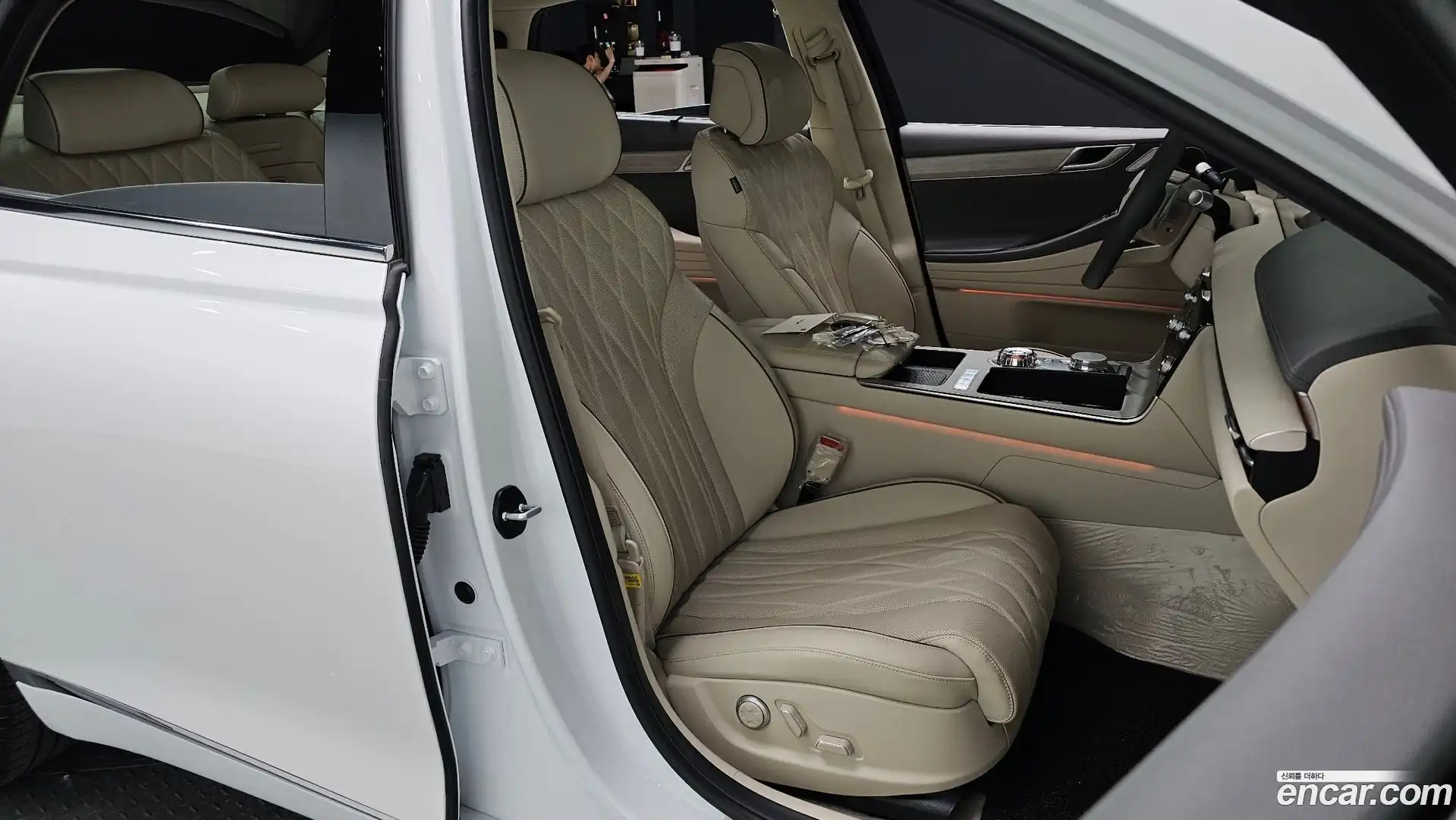 G80 Genesis 2024.6-INNER-036