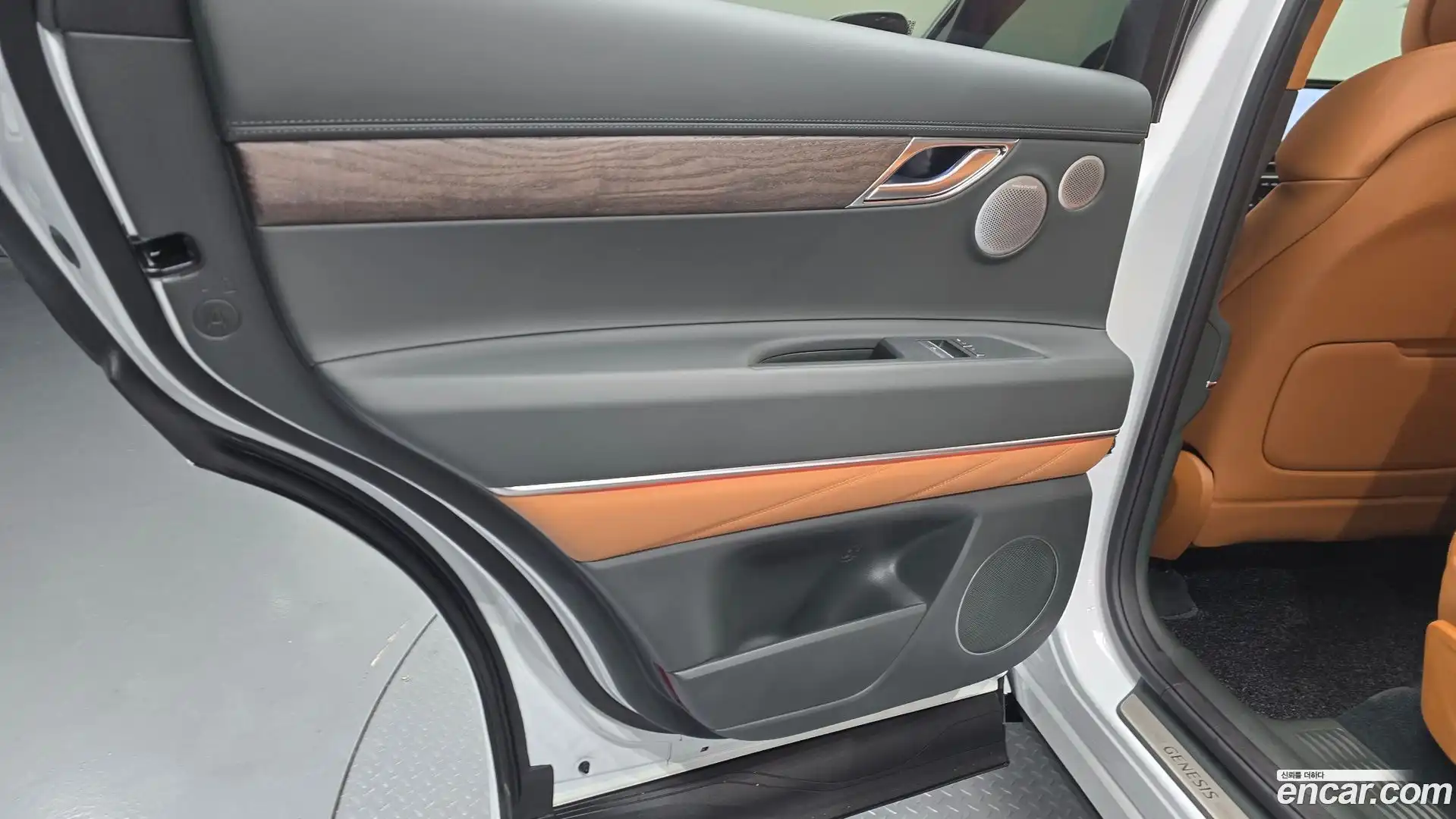 GV80 Genesis 2025.10-INNER-035