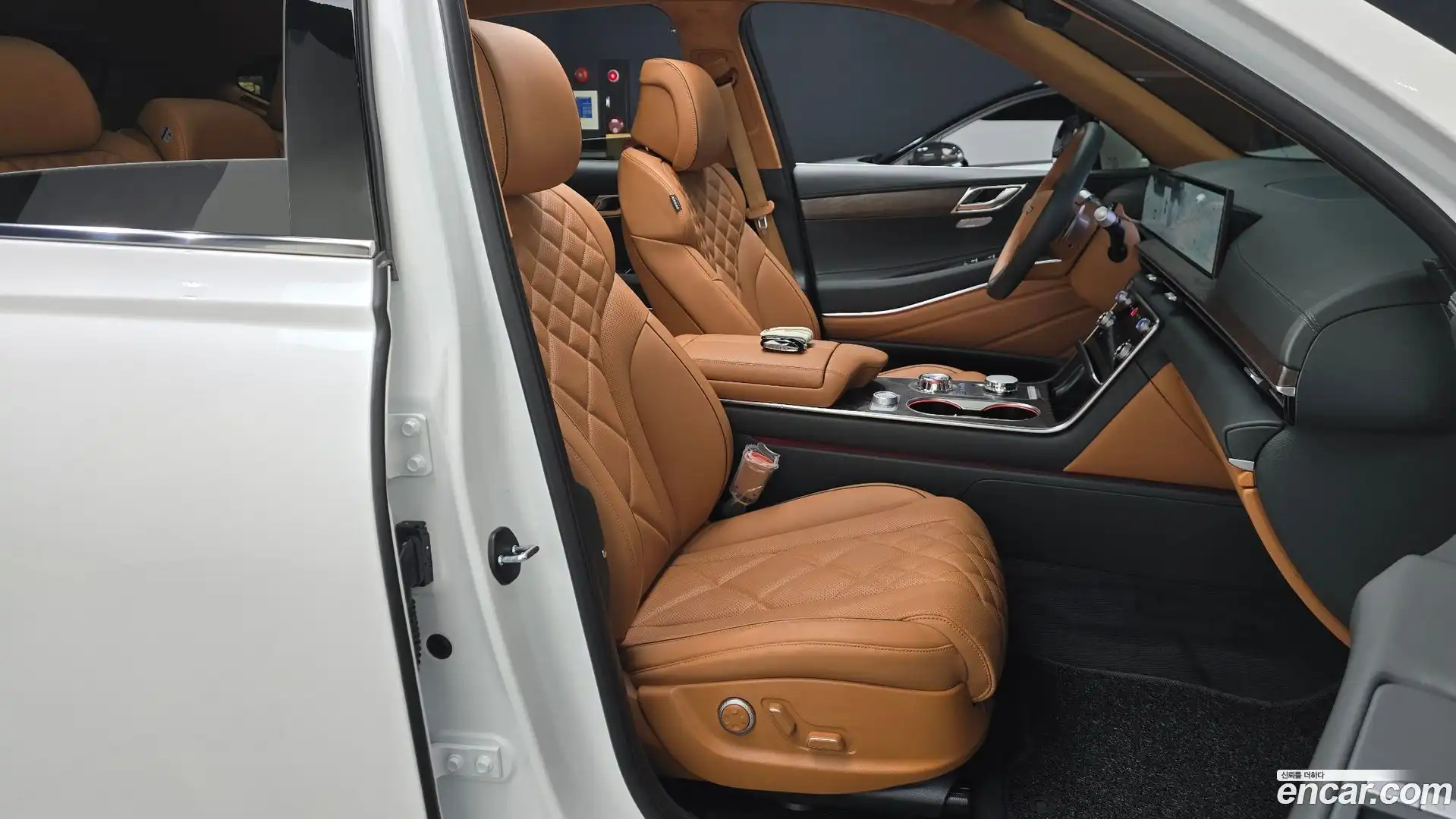 GV80 Genesis 2025.10-INNER-036