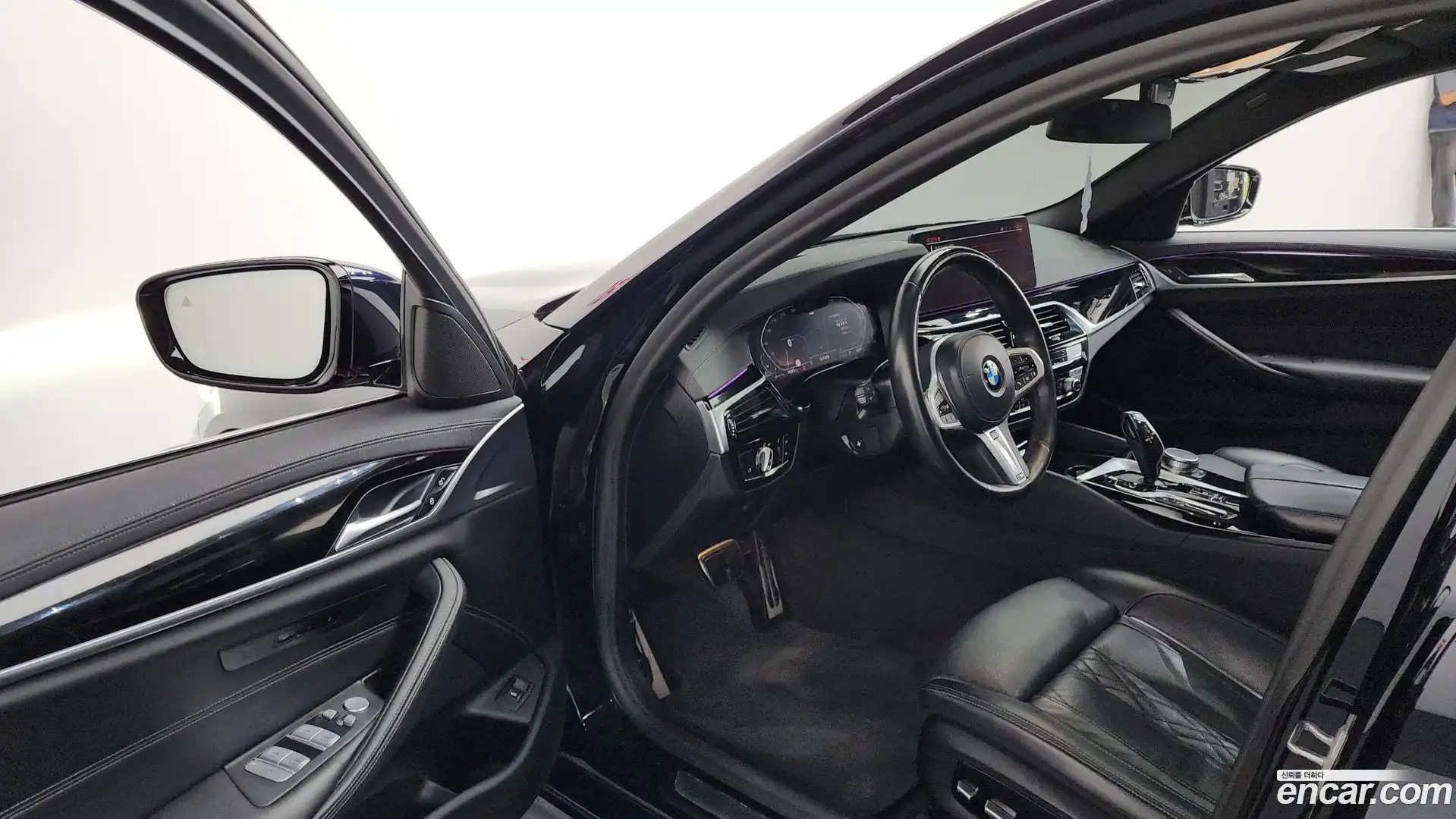 5-Series BMW 2021.4-INNER-010