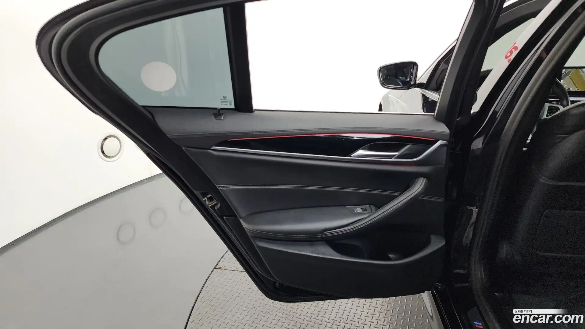 5-Series BMW 2021.4-INNER-035