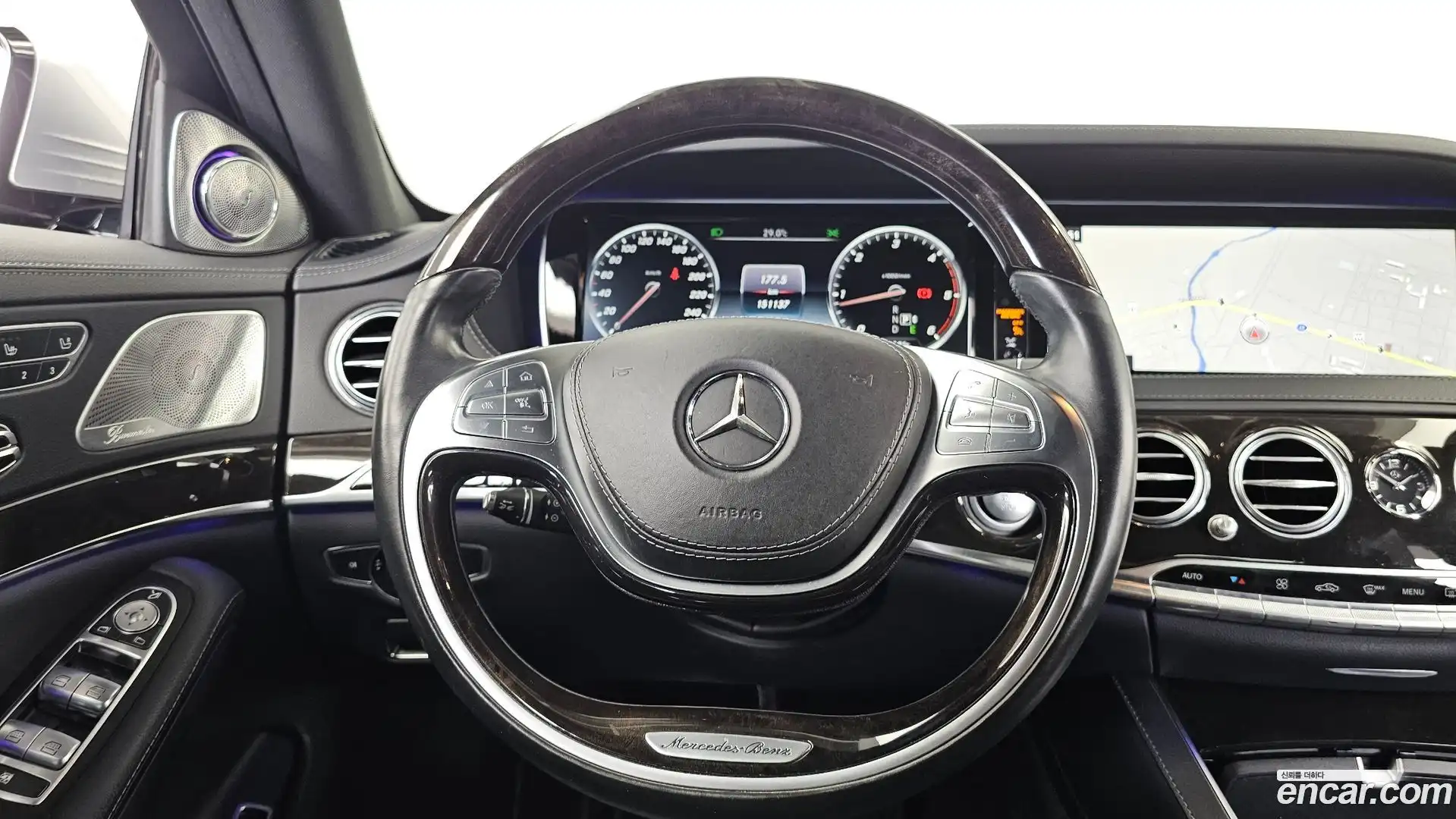 S-Class Mercedes-Benz 2015.11-OPTION-017