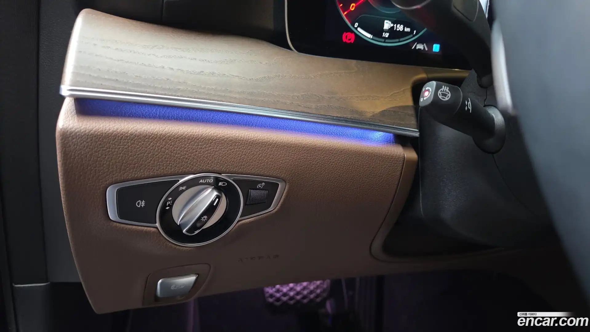 E-Class Mercedes-Benz 2022.1-OPTION-041