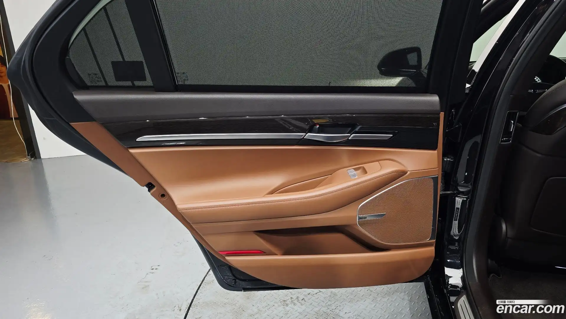 G90 Genesis 2020.5-INNER-035