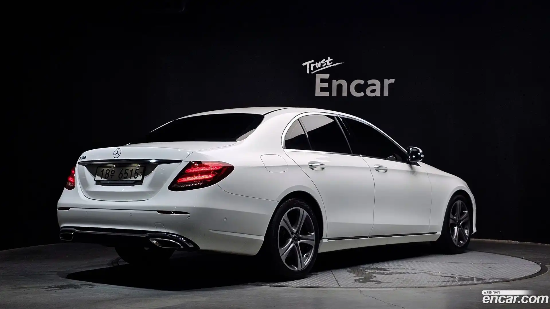 E-Class Mercedes-Benz 2018.7-OUTER-002