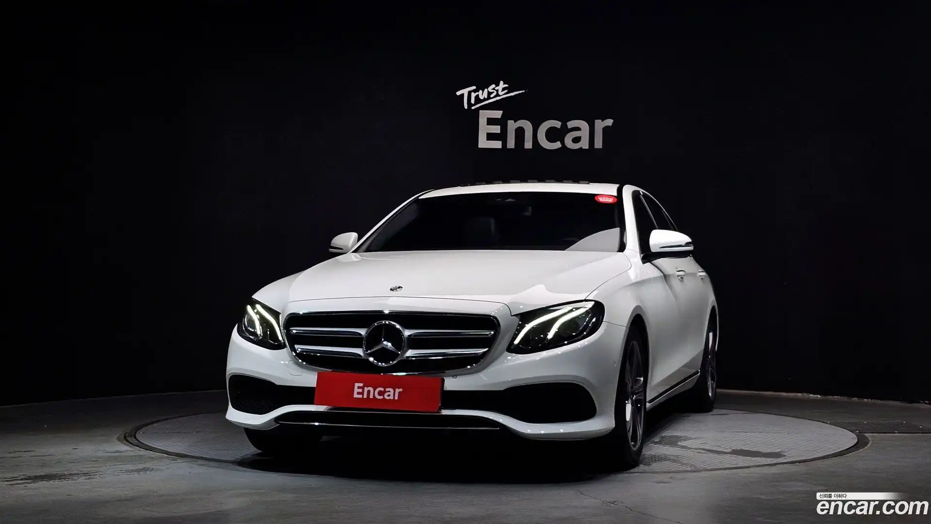 E-Class Mercedes-Benz 2018.7-OUTER-003