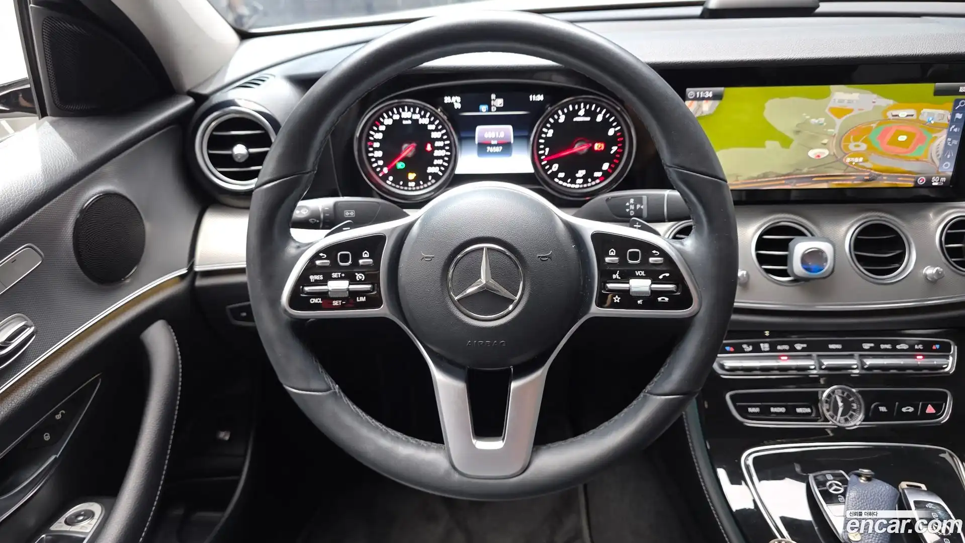 E-Class Mercedes-Benz 2018.7-OPTION-017