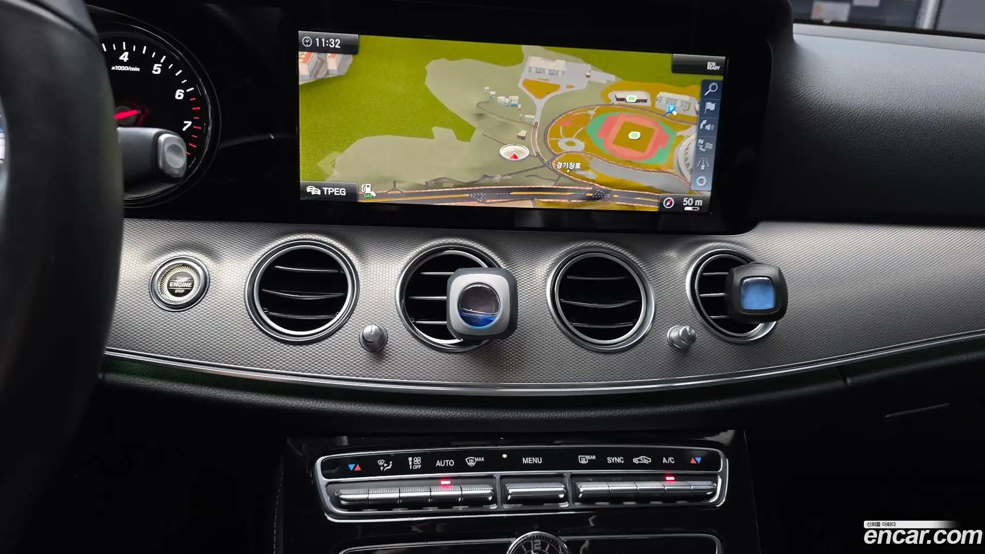 E-Class Mercedes-Benz 2018.7-OPTION-018
