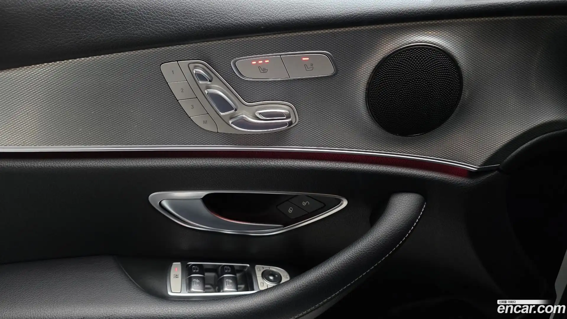 E-Class Mercedes-Benz 2018.7-OPTION-023