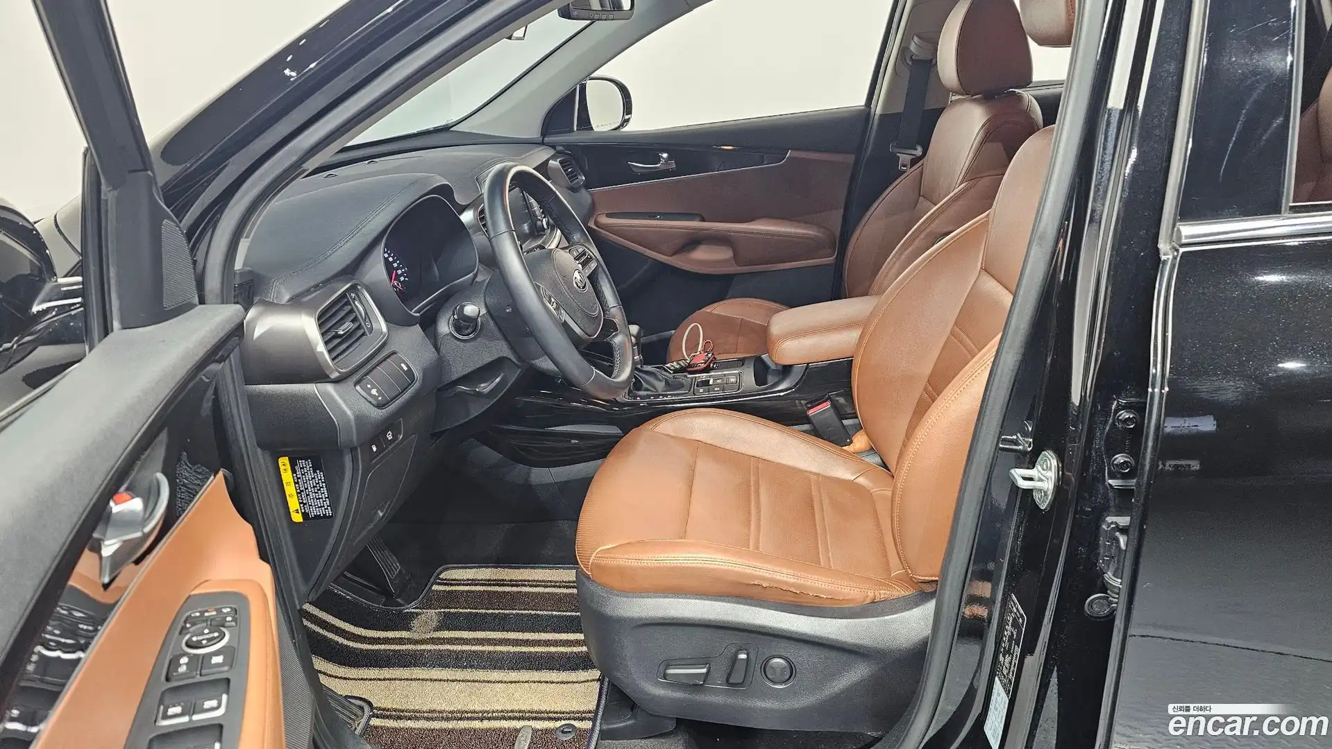 Sorento Kia 2018.1-INNER-010