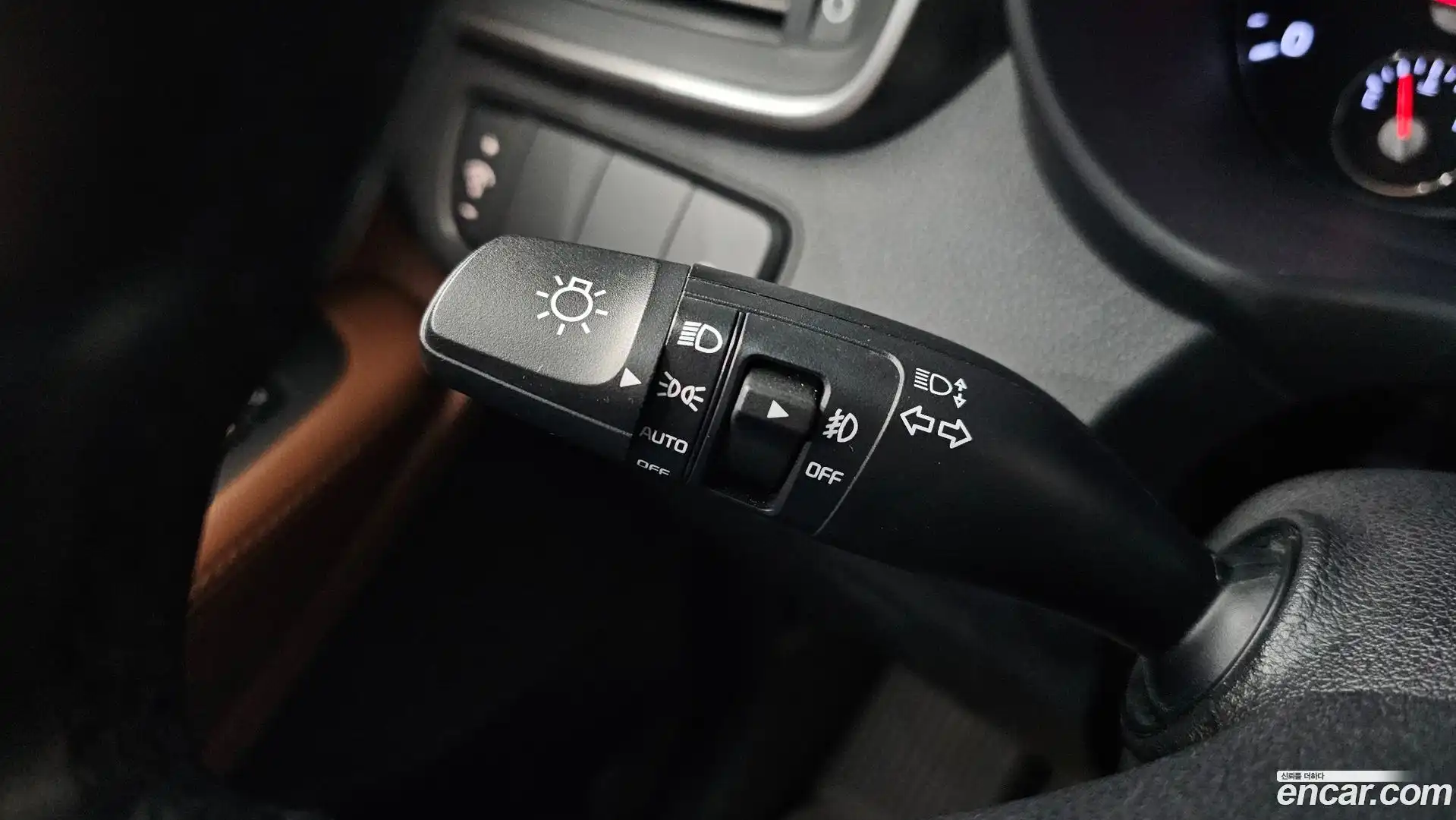 Sorento Kia 2018.1-OPTION-022