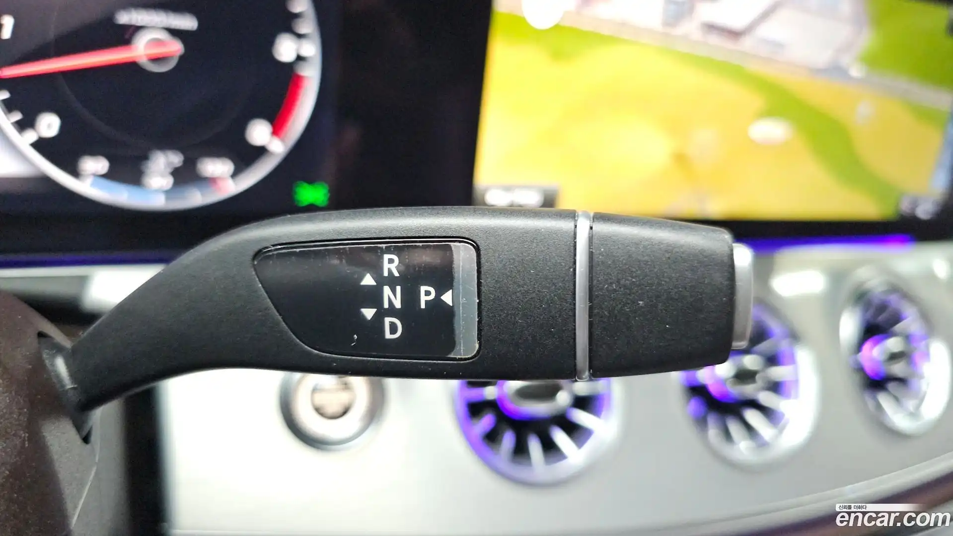 CLS-Class Mercedes-Benz 2019.0-INNER-009