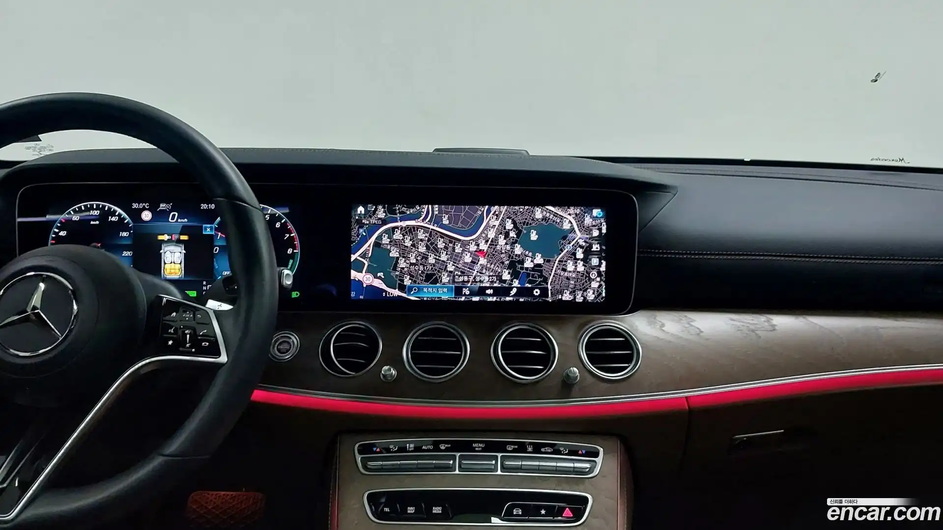 E-Class Mercedes-Benz 2022.6-OPTION-023