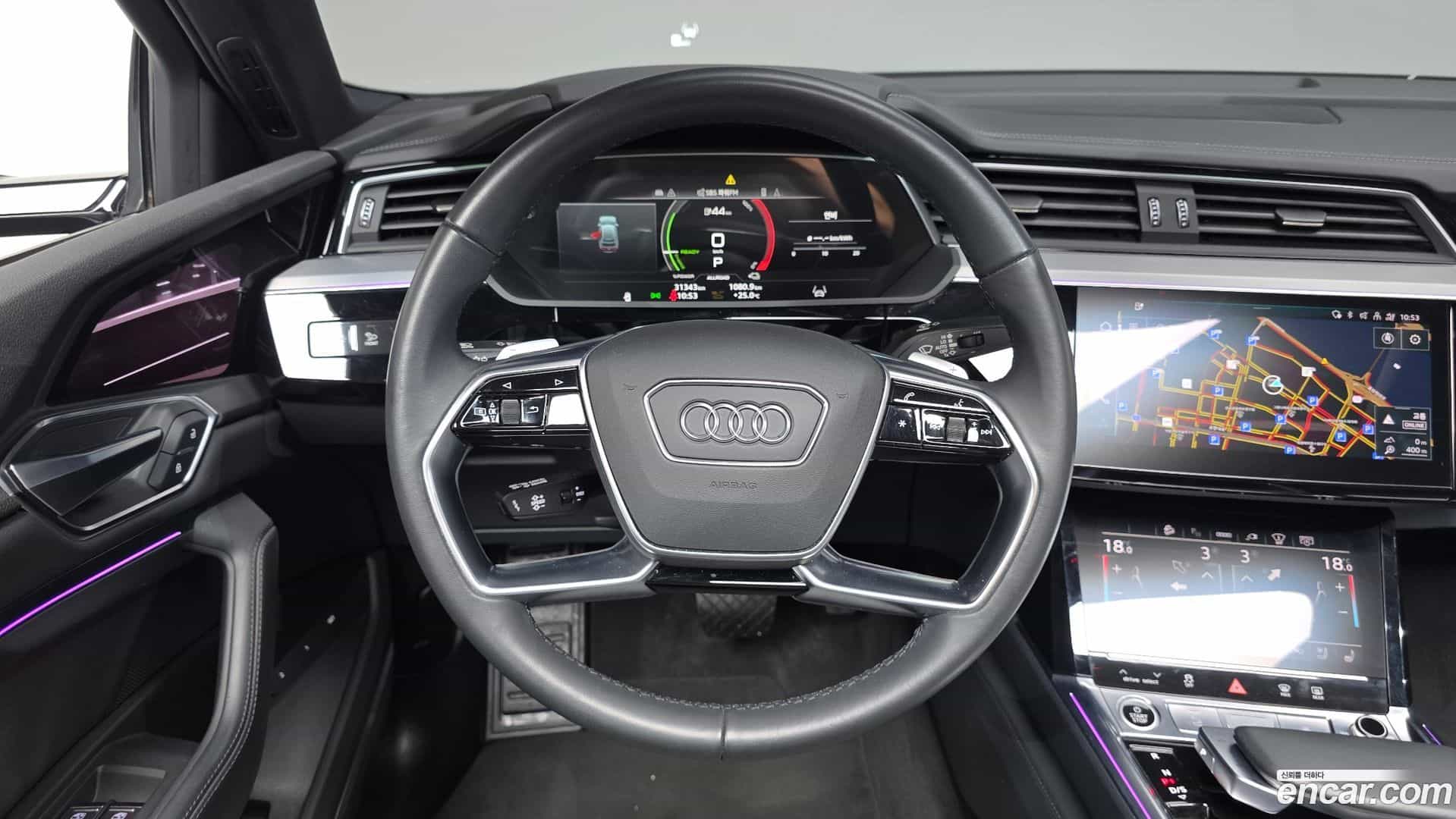 e-tron Audi 2023.11-OPTION-018